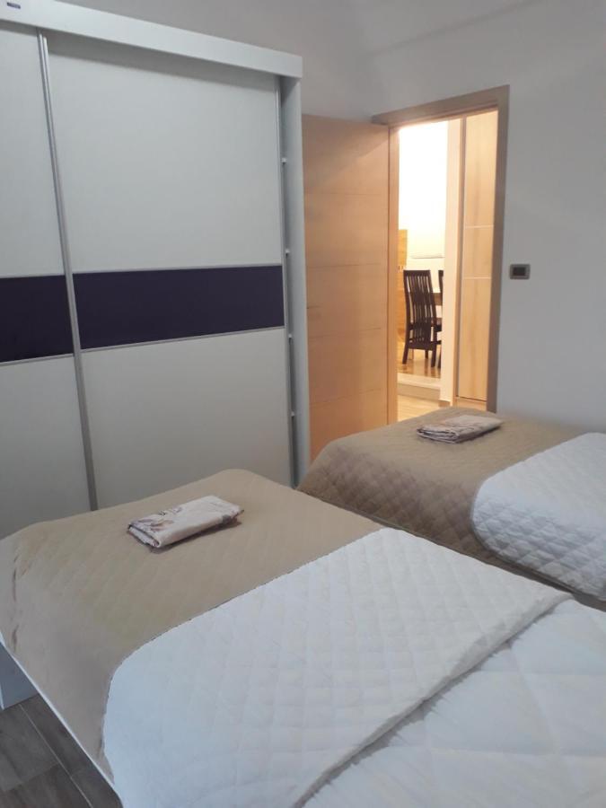 Apartmani Andrea Herceg Novi Kültér fotó