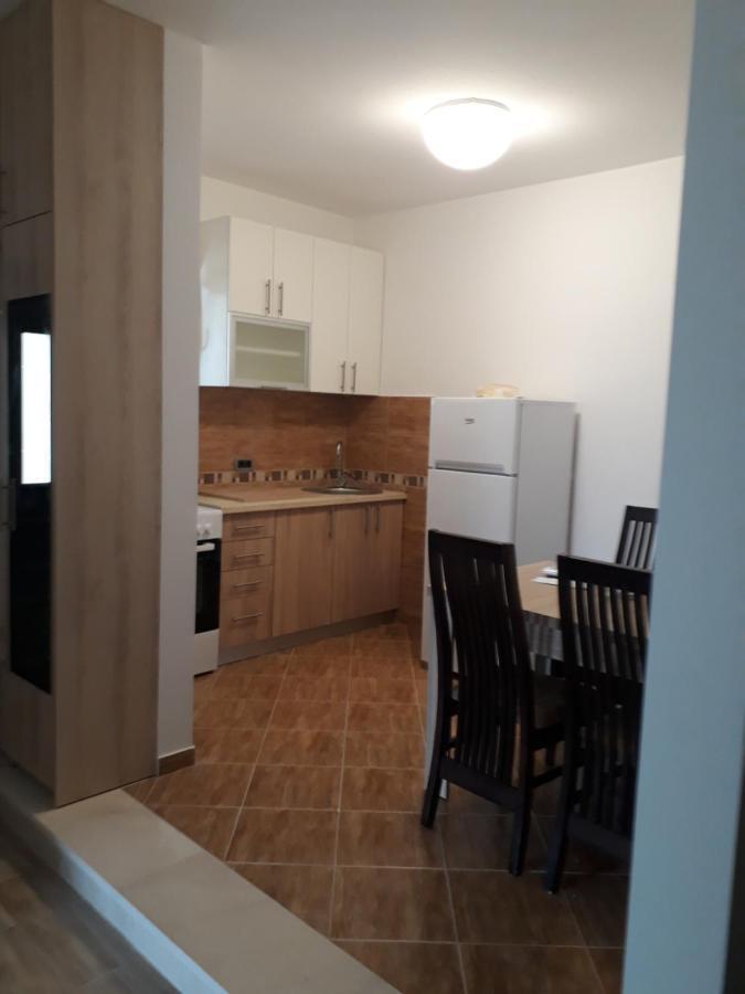 Apartmani Andrea Herceg Novi Kültér fotó